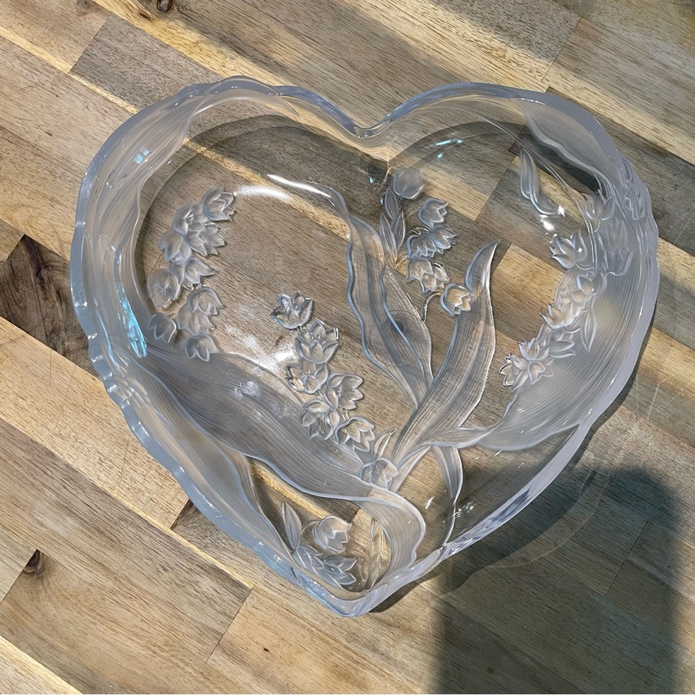 Vintage Large Heart Flower Dish Bowl